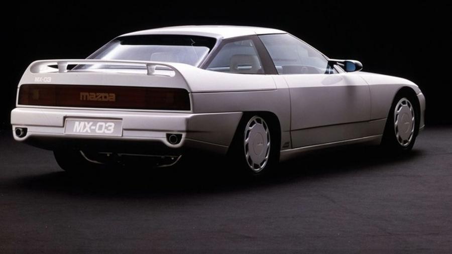 Mazda MX-03 Concept 1985 года  (фото 10 из 13)